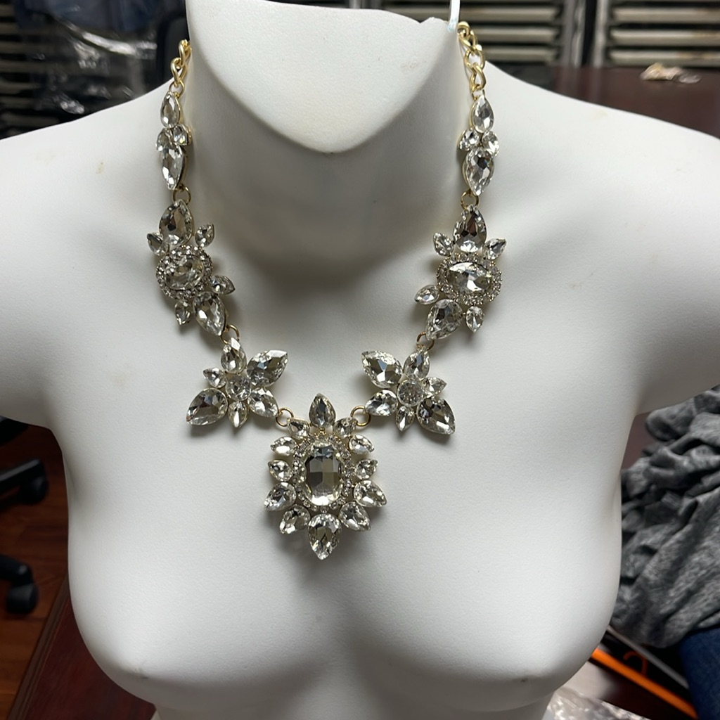 Nwt Guess/Marciano Rhinestones Necklace